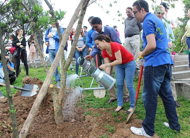 Hành trình hữu nghị mùa Xuân và Tuổi trẻ 2015 - ảnh 7