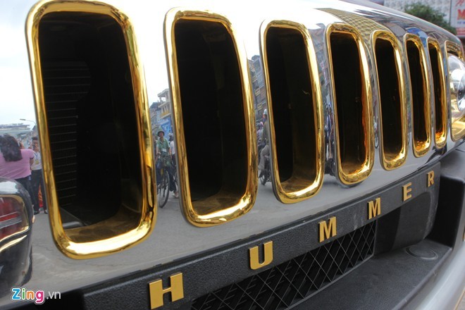 Lóa mắt với Phantom và Hummer H2 mạ vàng ở Hà thành - ảnh 4