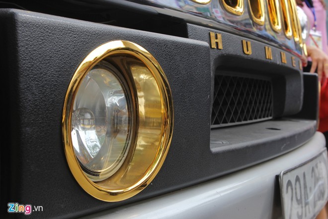 Lóa mắt với Phantom và Hummer H2 mạ vàng ở Hà thành - ảnh 5