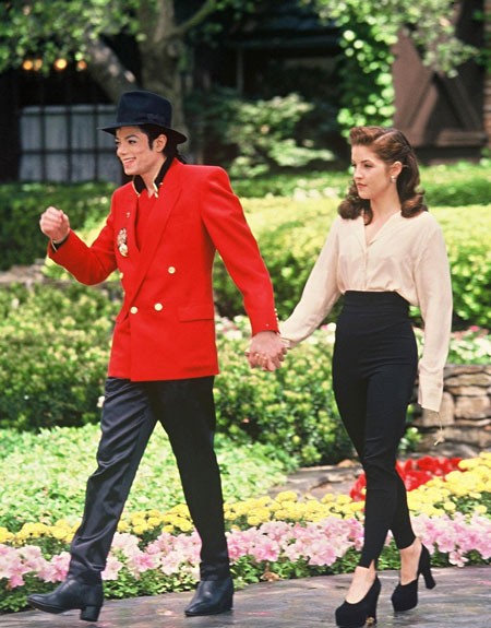 Đột nhập khu biệt thự “trong mơ” của Michael Jackson - ảnh 23