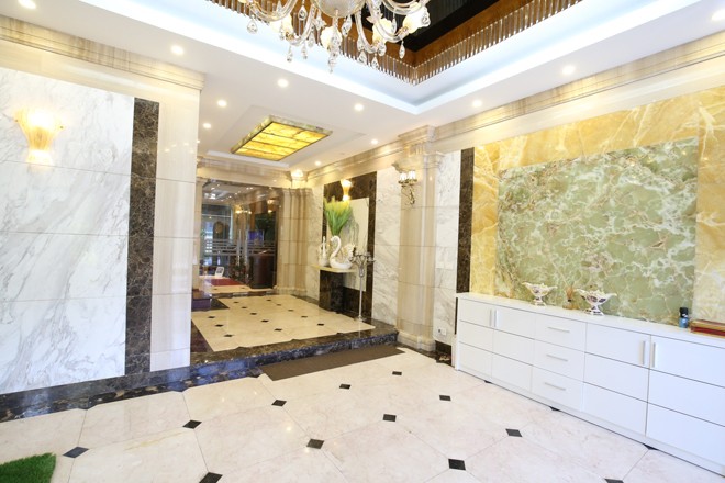 Ngôi nhà 'triệu đô' với đá hoa cương của đại gia Quảng Ninh - ảnh 1