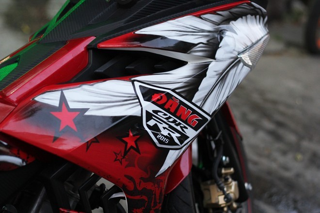 Lóa mắt với Exciter 150 phong cách chim ưng của biker Sài Gòn - ảnh 2