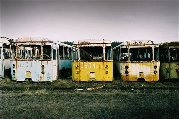 Nghĩa địa trực thăng, xe cứu hỏa sau thảm họa Chernobyl - ảnh 7