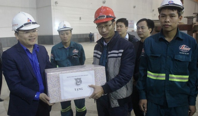 Xuân biên giới - Tết hải đảo đến với bà con, chiến sỹ tỉnh Lai Châu - ảnh 15