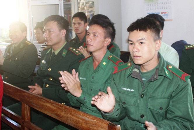 Xuân biên giới - Tết hải đảo đến với bà con, chiến sỹ tỉnh Lai Châu - ảnh 2
