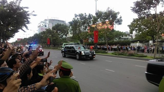 ngày làm việc thứ hai của obama - ảnh 13