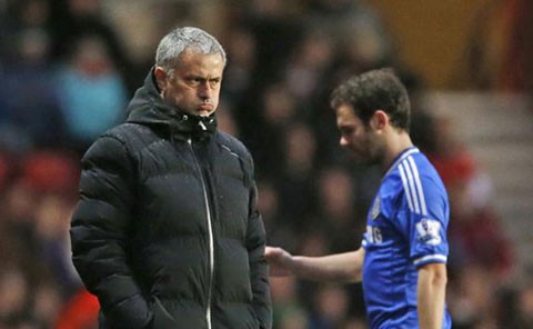 Mourinho và quá khứ không ngủ yên với M.U - ảnh 1