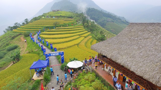 Đại sứ Anh băng núi 70km tại giải chạy việt dã ở Sapa - ảnh 13