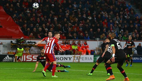 Griezmann lập kỷ lục giúp Atletico đặt một chân vào tứ kết - ảnh 1