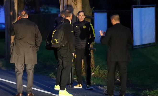Không khí lo lắng bao trùm Dortmund sau vụ đánh bom - ảnh 4