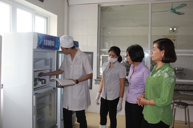 Tháng hành động vì ATTP ở Than Hà Lầm - ảnh 2