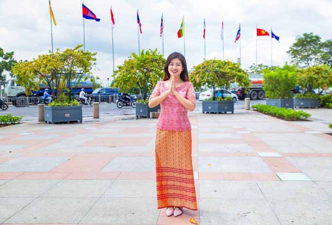 Trang phục ấn tượng của 28 thanh niên ưu tú tham gia Tàu thanh niên 2017 - ảnh 8