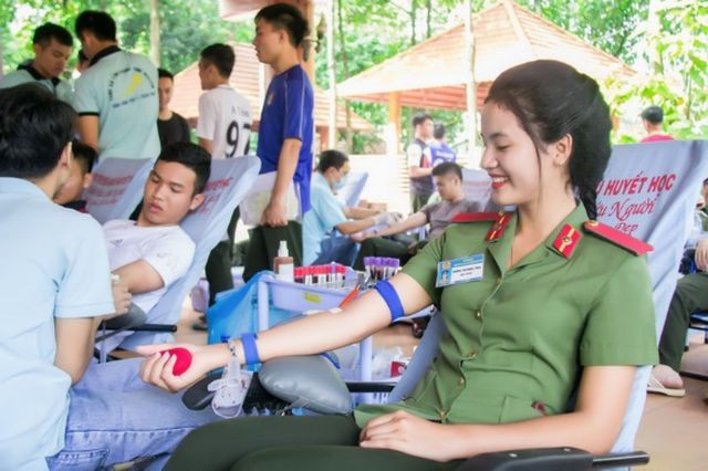 Hoa khôi Đại học An ninh hãnh diện vì vẻ đẹp đặc trưng của người Khmer - ảnh 7