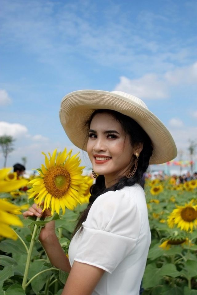 Hoa khôi Đại học An ninh hãnh diện vì vẻ đẹp đặc trưng của người Khmer - ảnh 8