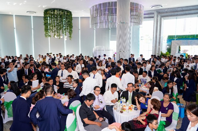 Eco Green Saigon 'bùng nổ' giao dịch ngày ra mắt tòa căn hộ thứ 4 - ảnh 1