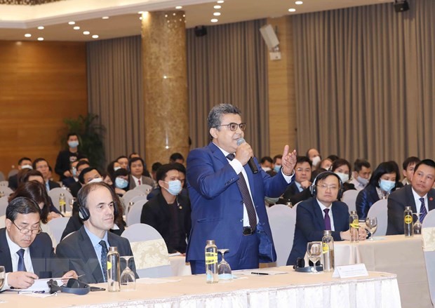 Các nhà ngoại giao tin tưởng Việt Nam tiếp tục vững bước đi lên - ảnh 1