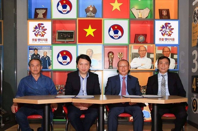 Điều khoản đặc biệt trong hợp đồng ông Park Hang Seo và VFF - ảnh 1
