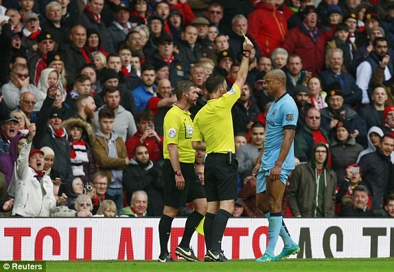M.U-Man City (4-2): Nhuộm đỏ thành Manchester - ảnh 4