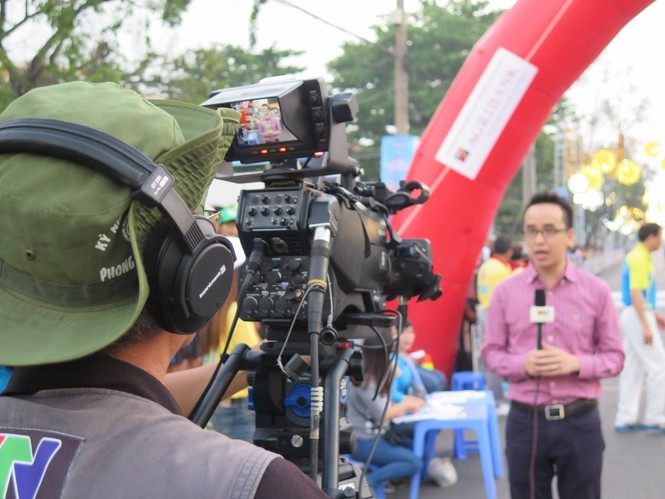 Dùng flycam tác nghiệp tại Việt dã Tiền Phong 2016 - ảnh 6