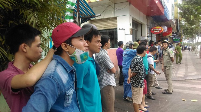 ngày làm việc thứ hai của obama - ảnh 27