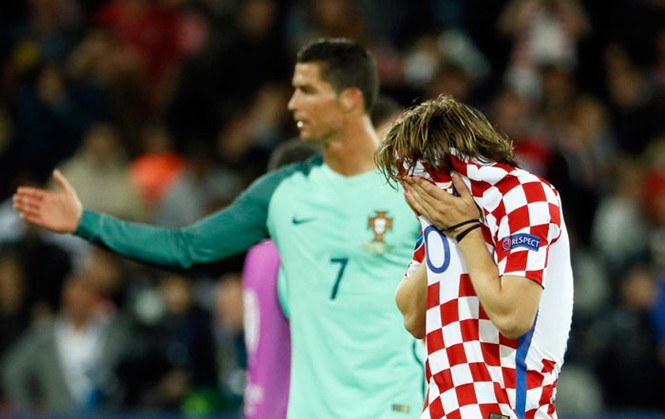 Modric khóc như mưa, Ronaldo dùng bờ vai an ủi - ảnh 2