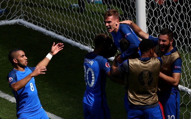 Griezmann lập cú đúp, Pháp ngược dòng thắng CH Ireland - ảnh 22