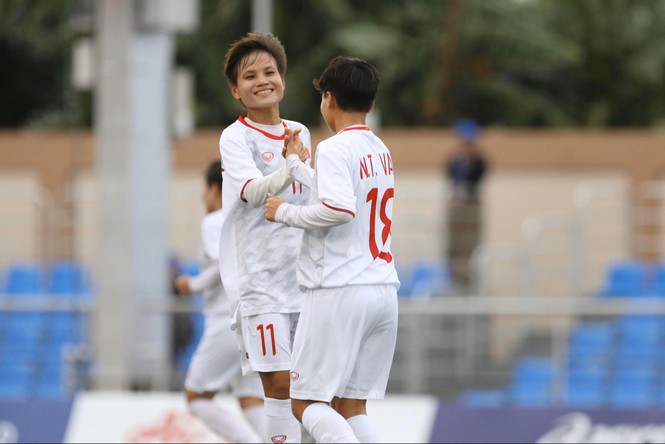 Thắng Indonesia 6-0, tuyển nữ Việt Nam vào bán kết SEA Games 30 - ảnh 6