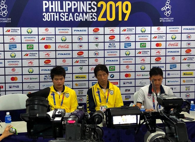 Báo chí 'quây' HLV Nishino sau khi Thái Lan bị loại khỏi SEA Games 30 - ảnh 1