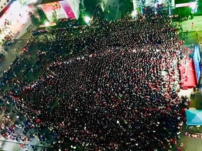 Triệu cổ động viên hò reo ăn mừng U22 Việt Nam vô địch SEA Games 30 - ảnh 42
