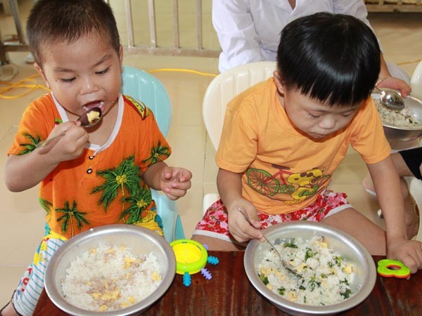 Trẻ chùa Bồ Đề quây quần trong ngôi nhà mới - ảnh 6