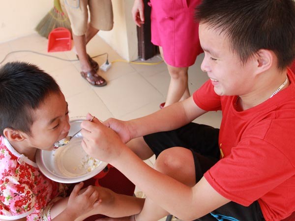 Trẻ chùa Bồ Đề quây quần trong ngôi nhà mới - ảnh 8