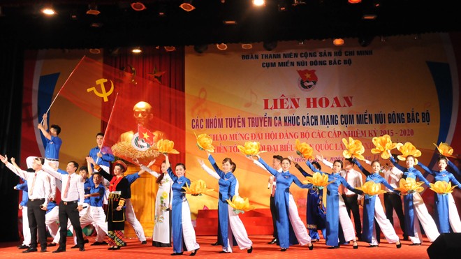 Liên hoan ca khúc cách mạng vùng Đông Bắc Bộ - ảnh 1