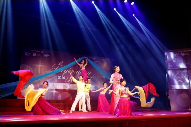 Nữ sinh Hà Thành 'đốt cháy' sân khấu - ảnh 3