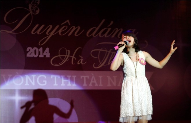 Nữ sinh Hà Thành 'đốt cháy' sân khấu - ảnh 13