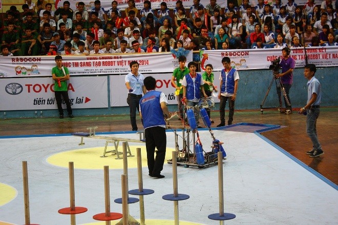 Kết thúc vòng bảng Robocon 2014: Không cân sức - ảnh 1