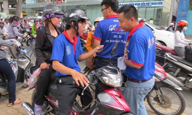 Tiếp sức mùa thi: Xe ôm miễn phí và giá rẻ - ảnh 3
