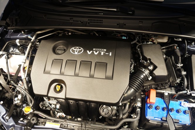 Cận cảnh Toyota Corolla Altis 2.0V đời 2014 - ảnh 10
