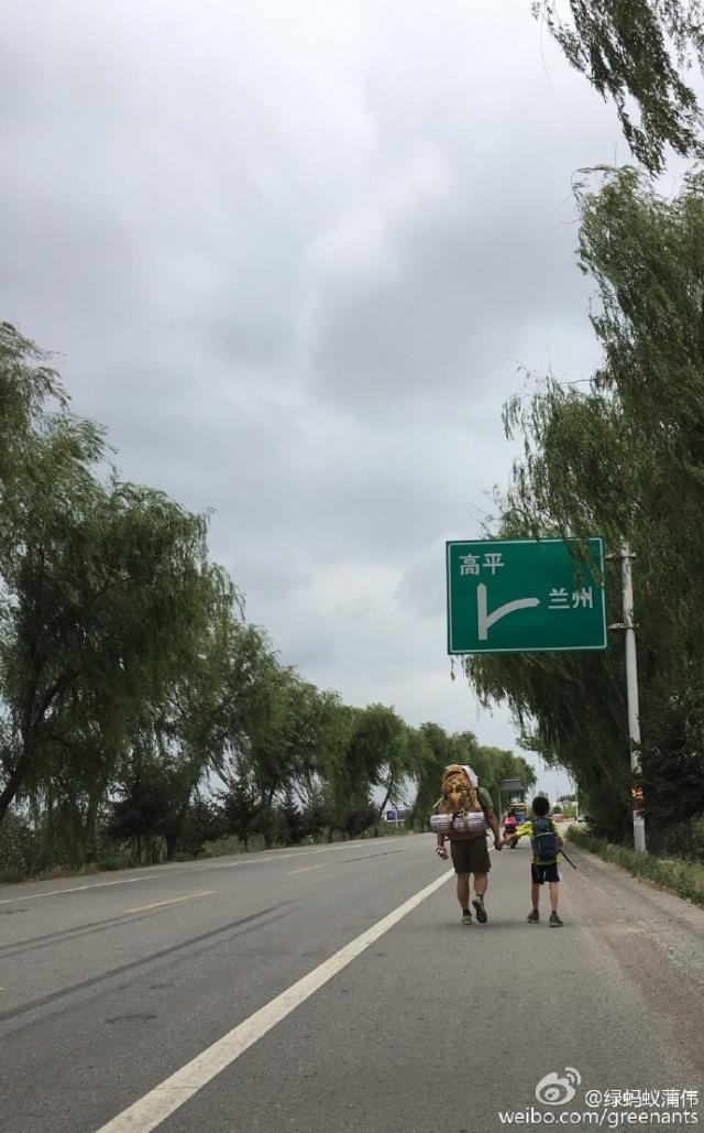 'Tour' hơn 300 nghìn đồng và bài học cuộc sống bố dạy con trai - ảnh 7
