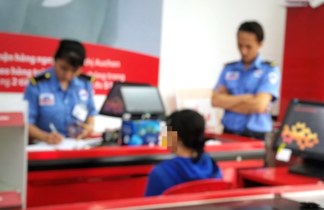 Người dân tiếp tục khui hàng hóa “vô tội vạ” và trộm cắp khi đến Auchan - ảnh 10