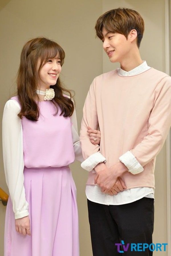 Goo Hye Sun: 'Chồng nói muốn ly dị vì ngực tôi không gợi cảm' - ảnh 1