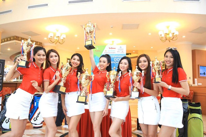 Á hậu Thúy An cùng dàn người đẹp HHVN khoe sắc trên sân Golf Đồng Mô - ảnh 1