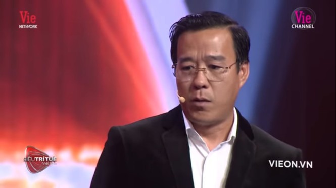 Bất ngờ màn trình diễn hơn 8 tỷ đồng của ‘vua cá koi’ ở 'Siêu trí tuệ Việt Nam' - ảnh 1