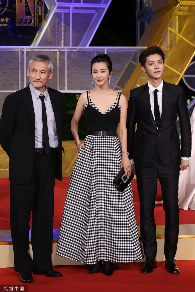 Dàn sao hạng A Hoa ngữ ‘đổ bộ’ thảm đỏ lễ trao giải Kim Kê 2019 - ảnh 9