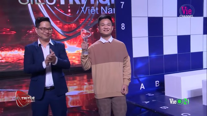 Nam sinh 19 tuổi khiến Lại Văn Sâm 2 lần cúi đầu: ‘chú ngưỡng mộ cháu’ - ảnh 10