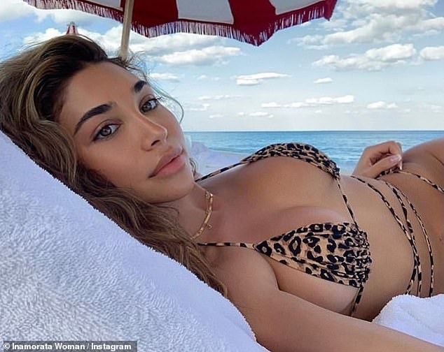‘Đỏ mặt’ với bikini da báo siêu bé của nữ DJ Chantel Jeffries - ảnh 9