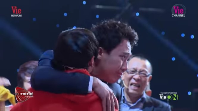 Trấn Thành rơi nước mắt vì ‘trùm’ số nguyên tố và chàng trai có đôi mắt thần kỳ - ảnh 9