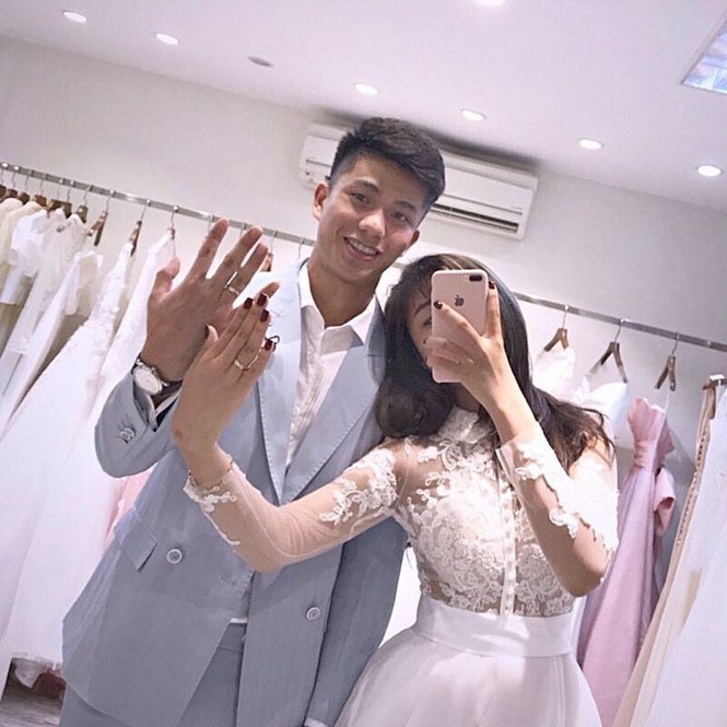 Bạn gái cầu thủ Phan Văn Đức tung ảnh cưới giấu mặt chú rể - ảnh 5