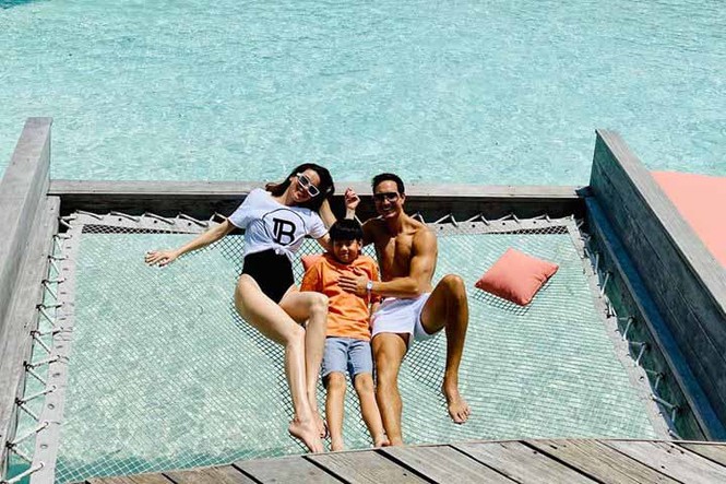 Hồ Ngọc Hà diện bikini sexy, khoe vòng ba căng mẩy tại Maldives - ảnh 1