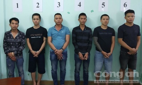 Kinh hoàng băng tín dụng đen chém gần đứt lìa tay người quen con nợ - ảnh 1