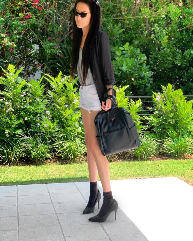 Thân hình nuột nà đến khó tin ở tuổi 70 của ‘nữ hoàng váy cưới’ Vera Wang - ảnh 5